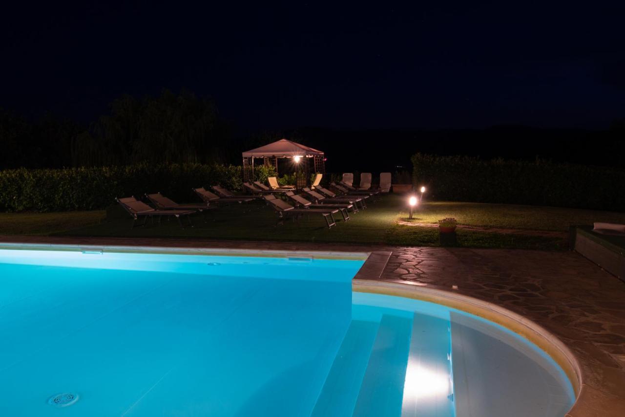Agriturismo Il Sasso Анґ'ярі Екстер'єр фото