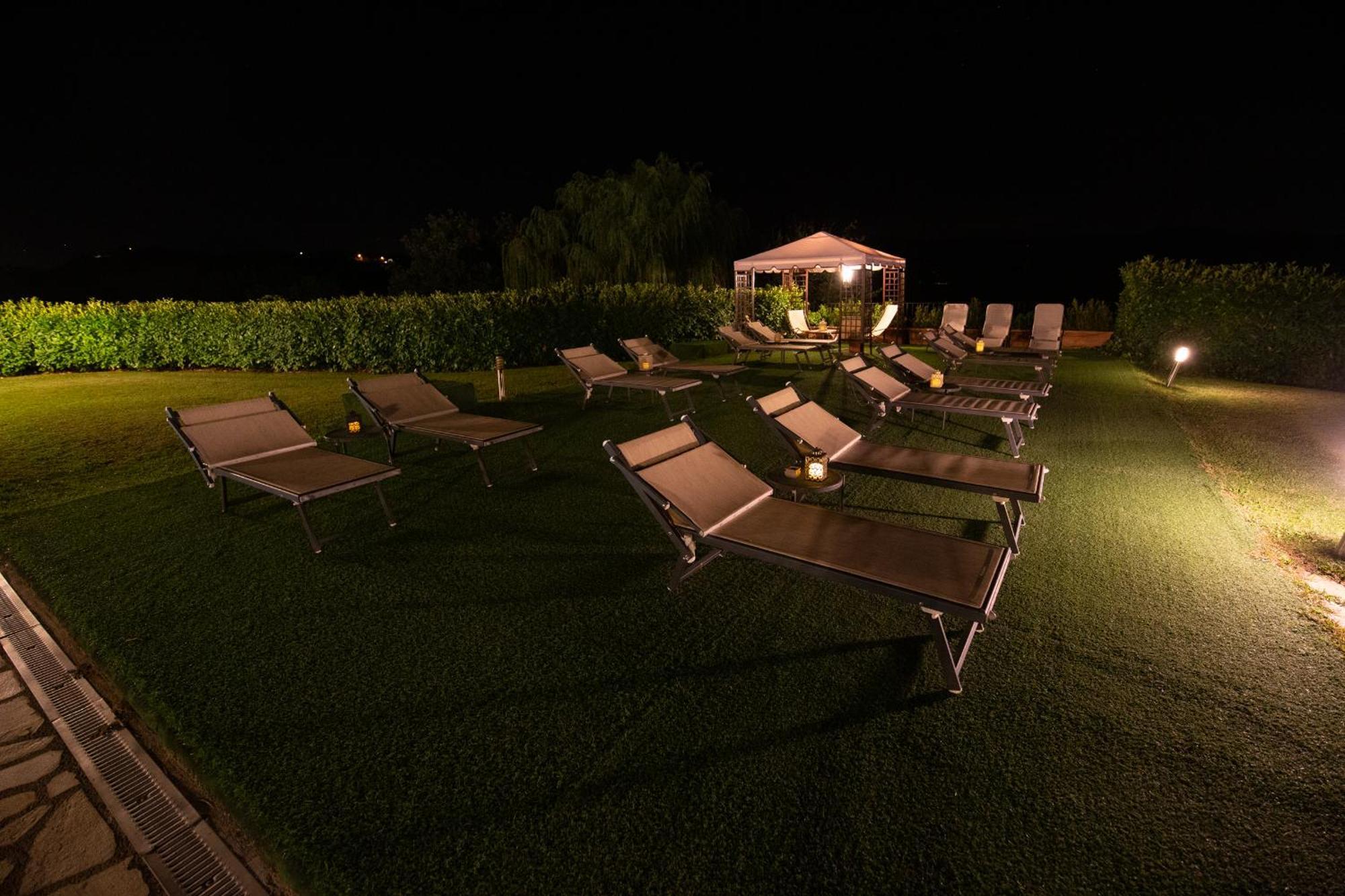 Agriturismo Il Sasso Анґ'ярі Екстер'єр фото