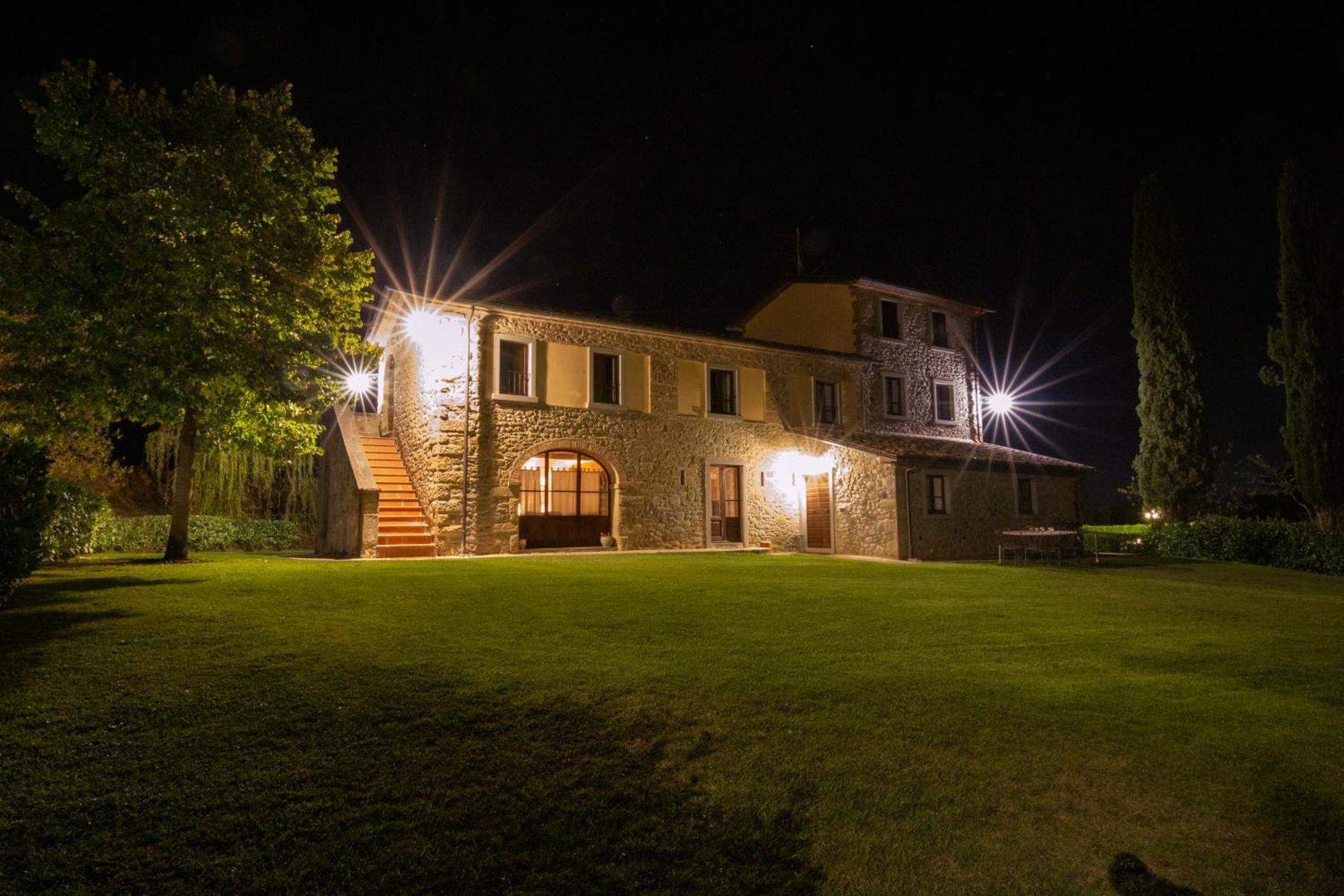 Agriturismo Il Sasso Анґ'ярі Екстер'єр фото