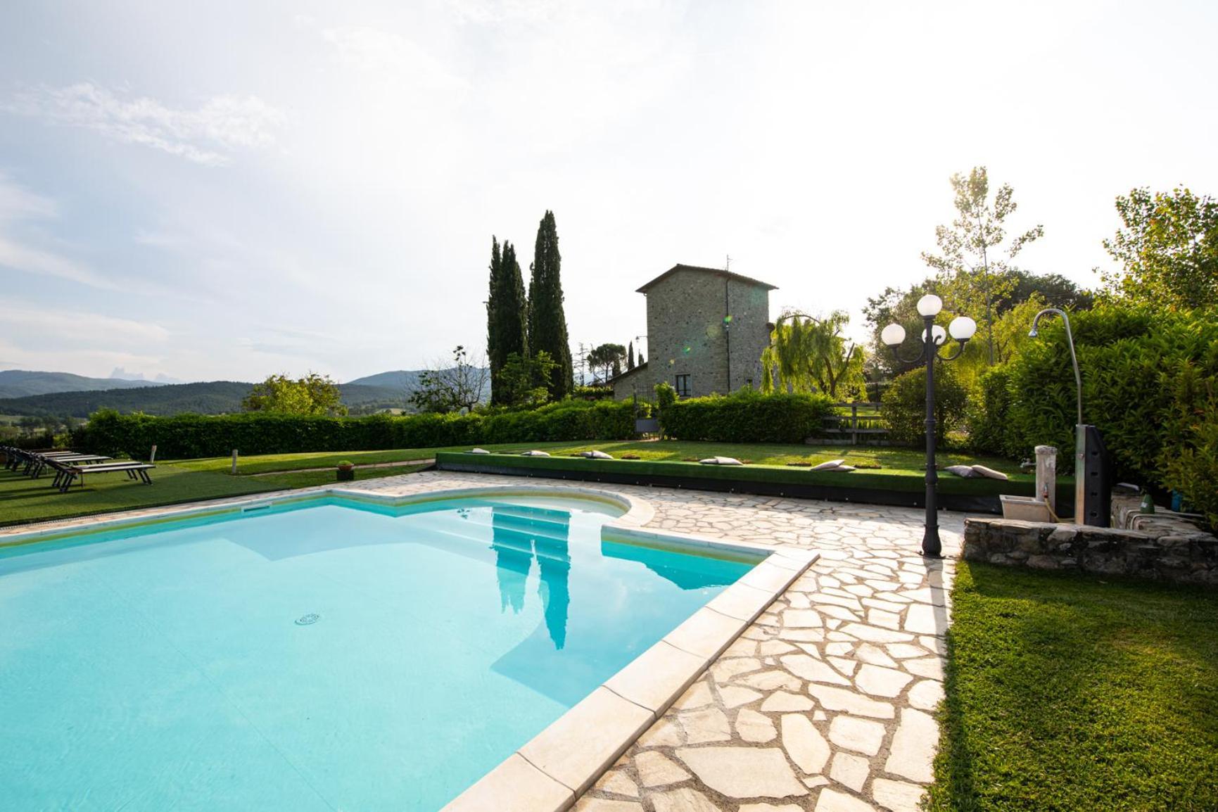 Agriturismo Il Sasso Анґ'ярі Екстер'єр фото