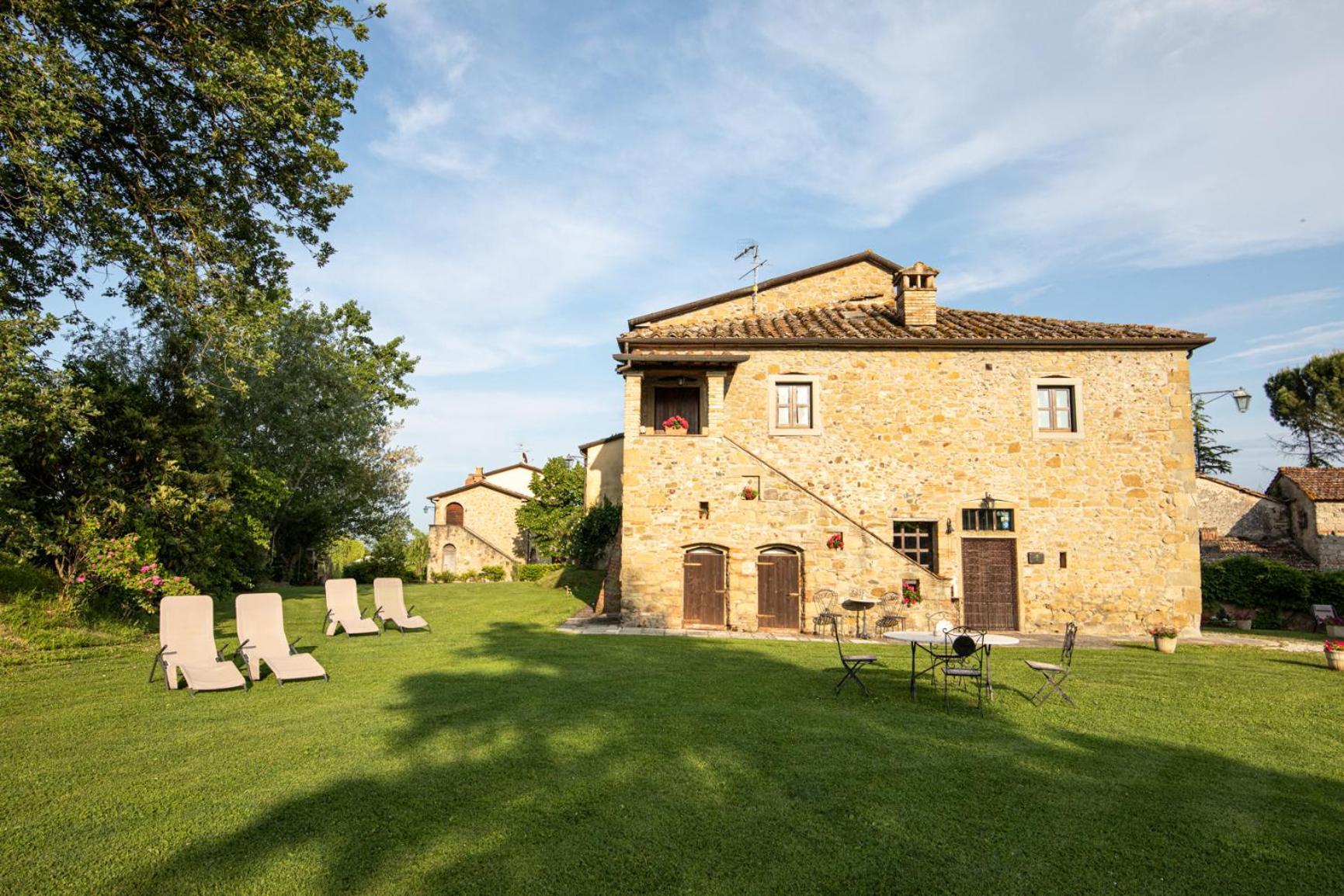 Agriturismo Il Sasso Анґ'ярі Номер фото