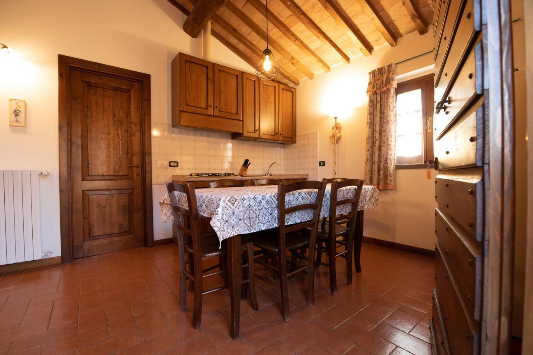 Agriturismo Il Sasso Анґ'ярі Номер фото